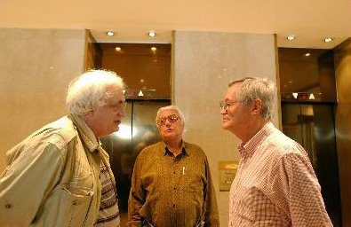 Bertrand Tavernier, Héctor Olivera y Roger Corman en 2002