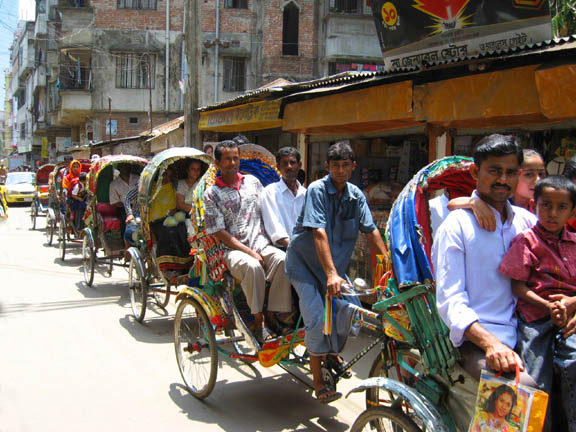 [Rickshaw+Traffic+Jam+Sm.jpg]