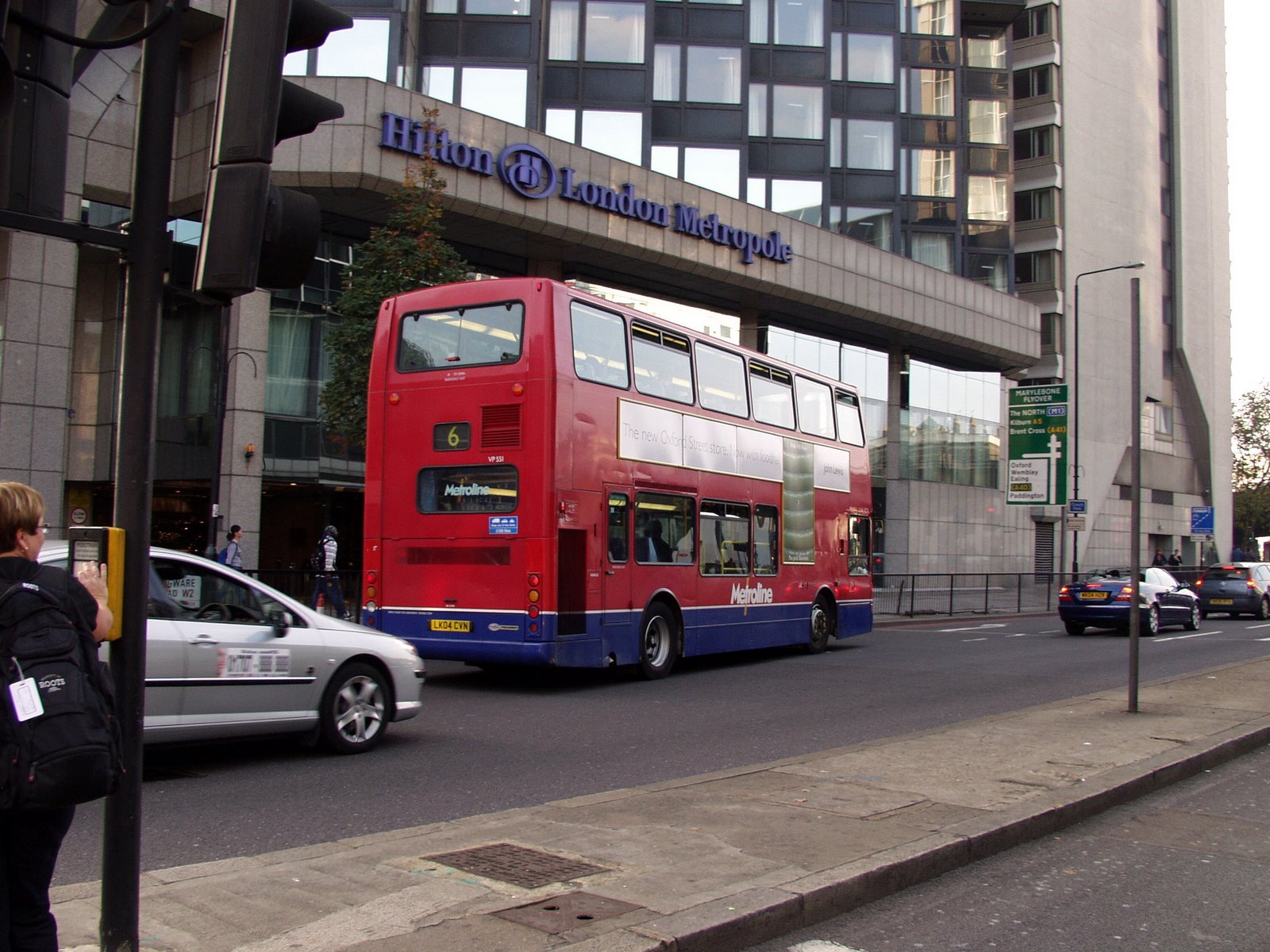 [Hilton+London+Metropole,+double+decker+bus.JPG]