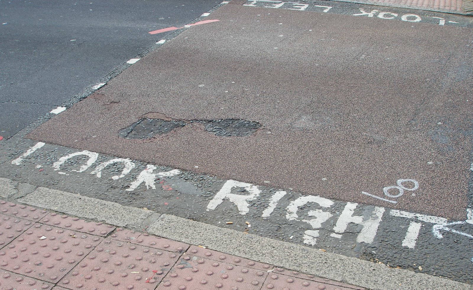 [London+street+sign2.JPG]