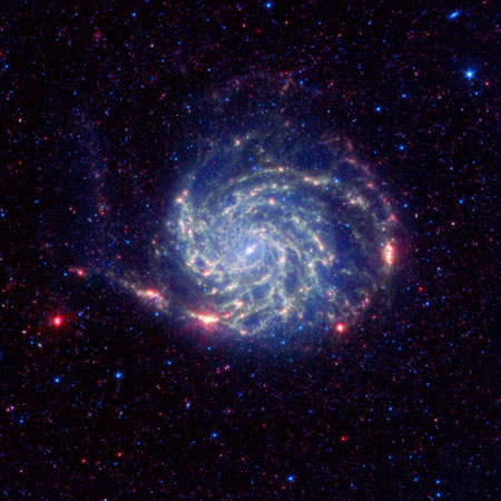 M101 vista por Spitzer