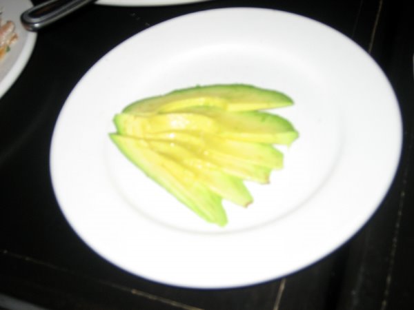[avocado+slices.jpg]