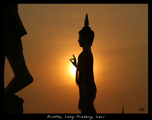 [Buddha+Luang+Prabang.jpg]