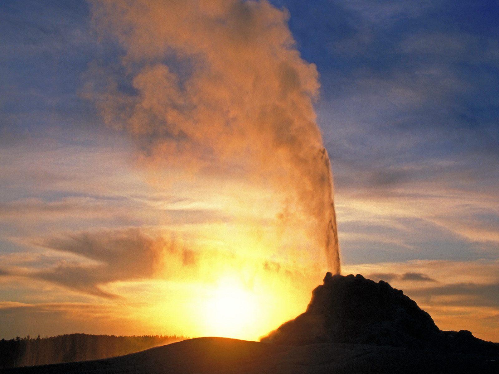 [White+Dome+Geyser+Sunset,+Lower+Geyser+Basin,+Yellowstone+National+Park,+Wyoming.jpg]