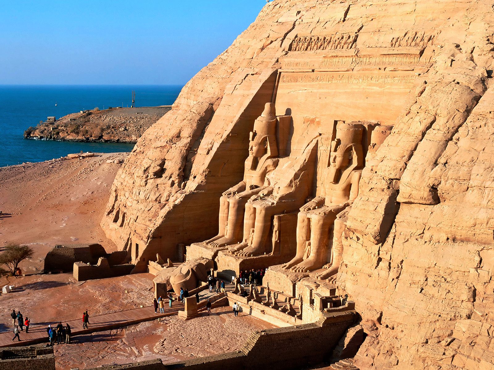[Abu+Simbel,+Near+Aswan,+Egypt.jpg]