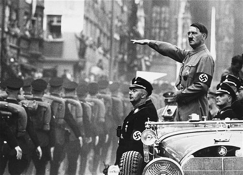[Adolf_Hitler_Biography.jpg]