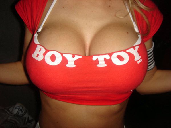 [boy-toy.jpg]
