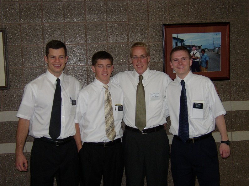 [mormonmissionaries01.jpg]