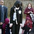 [Michael+Jackson+and+kids.jpg]