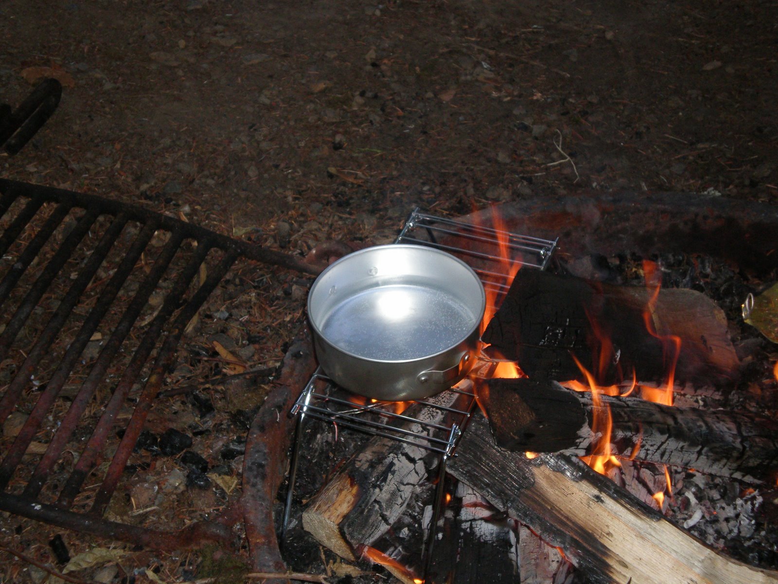 [grill+stove.JPG]