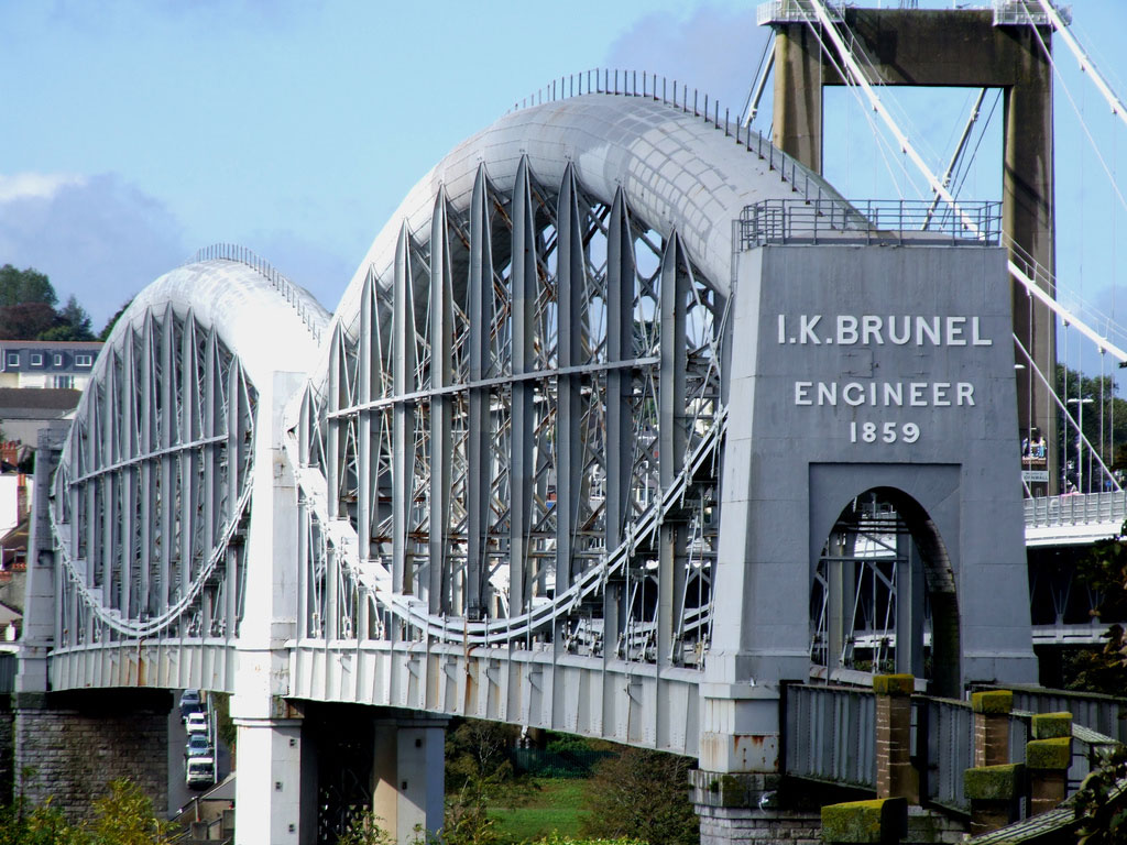 [b-Royal-Albert-Bridge.jpg]