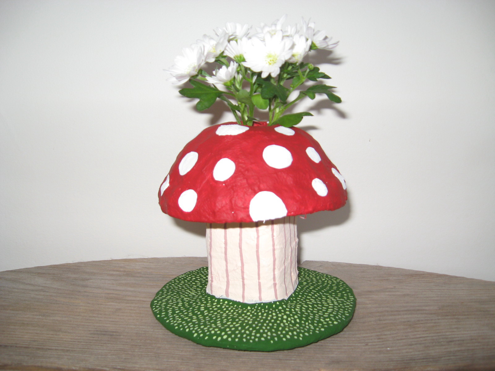 [mushroom+vase.jpg]