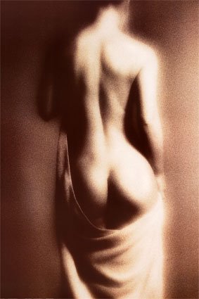 [Nude+back.bmp]