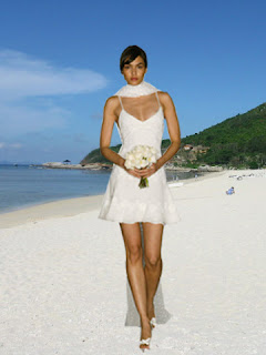 sexy-beach-wedding-dress
