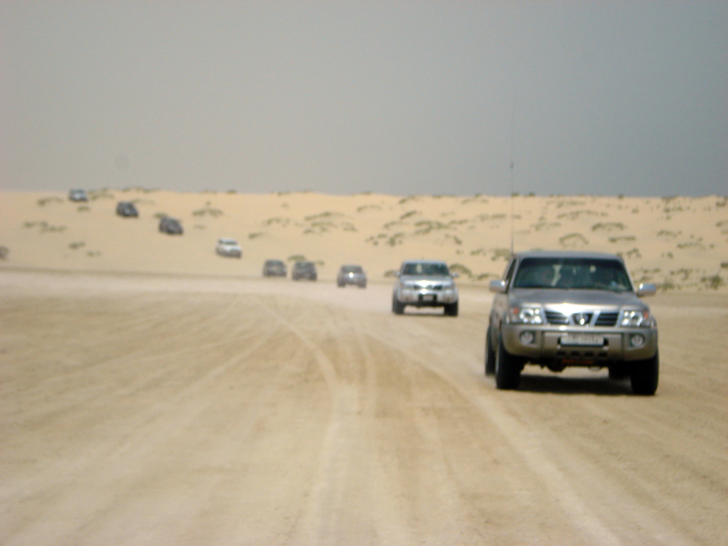 [SUVs+on+the+Dunes.jpg]
