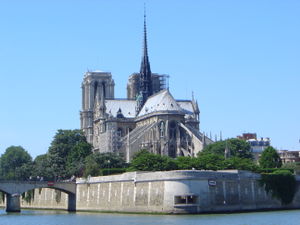 [Notre_Dame_Paris_vue_PtSully.jpg]