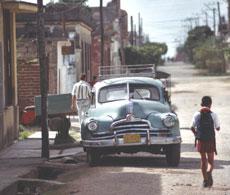 [auto+antiguo+en+Cuba.jpg]