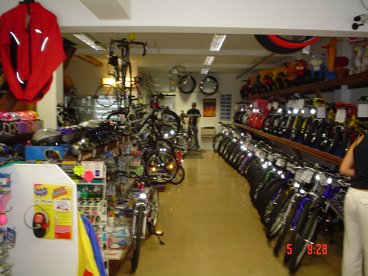 [Marshall's+Cycle+Shop.jpg]