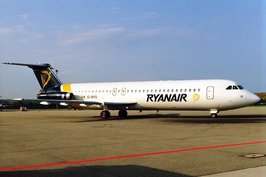 [255 Ryanair 1-11 EI-BVG Stuttgart Aug 1992.jpg]