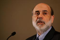 [US+Federal+Reserve+Chairman,+Mr+Bernanke+5.jpg]