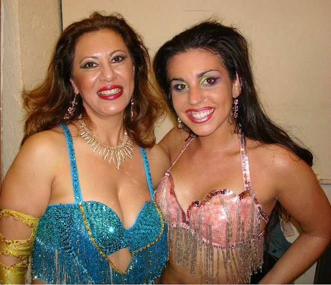 Marta Sonia (Zamira) y Pettite Jamilla de las Belly Dance Superstars
