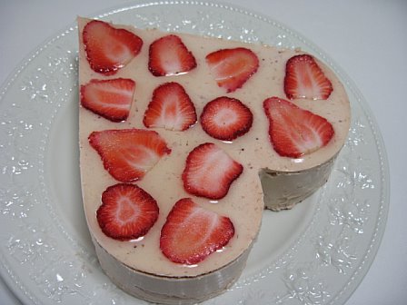 [strawberry+cake2.jpg]