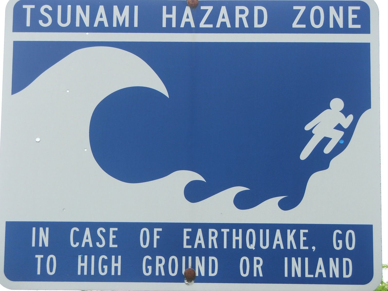 [tsunami+hazard+area+sign2+july2008.JPG]