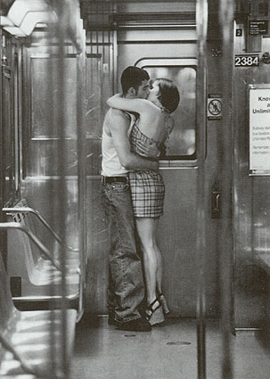 [BC025Z~Subway-Kiss-Posters.jpg]