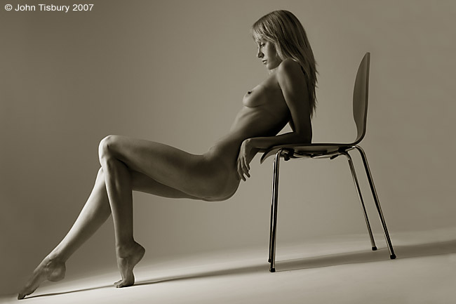 [John+Tisbury+-+Chair+2+-+Model+Iveta+Niklova.jpg]