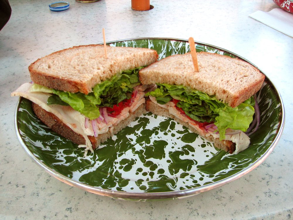 [Sliced+Chicken+Sandwich.jpg]