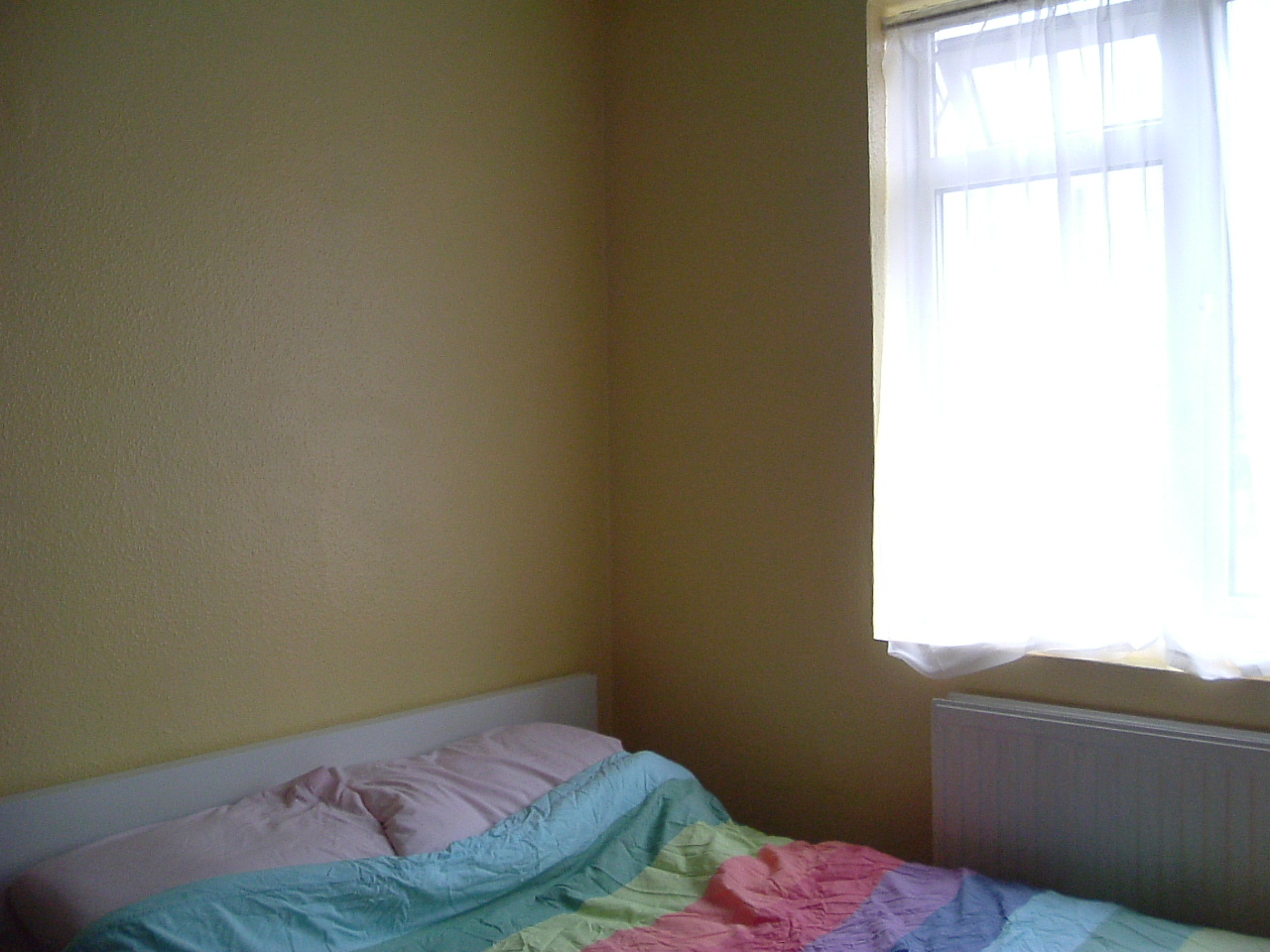[bedroom+002.jpg]