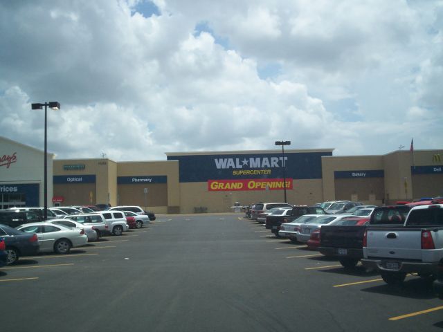 [Walmart2.jpg]
