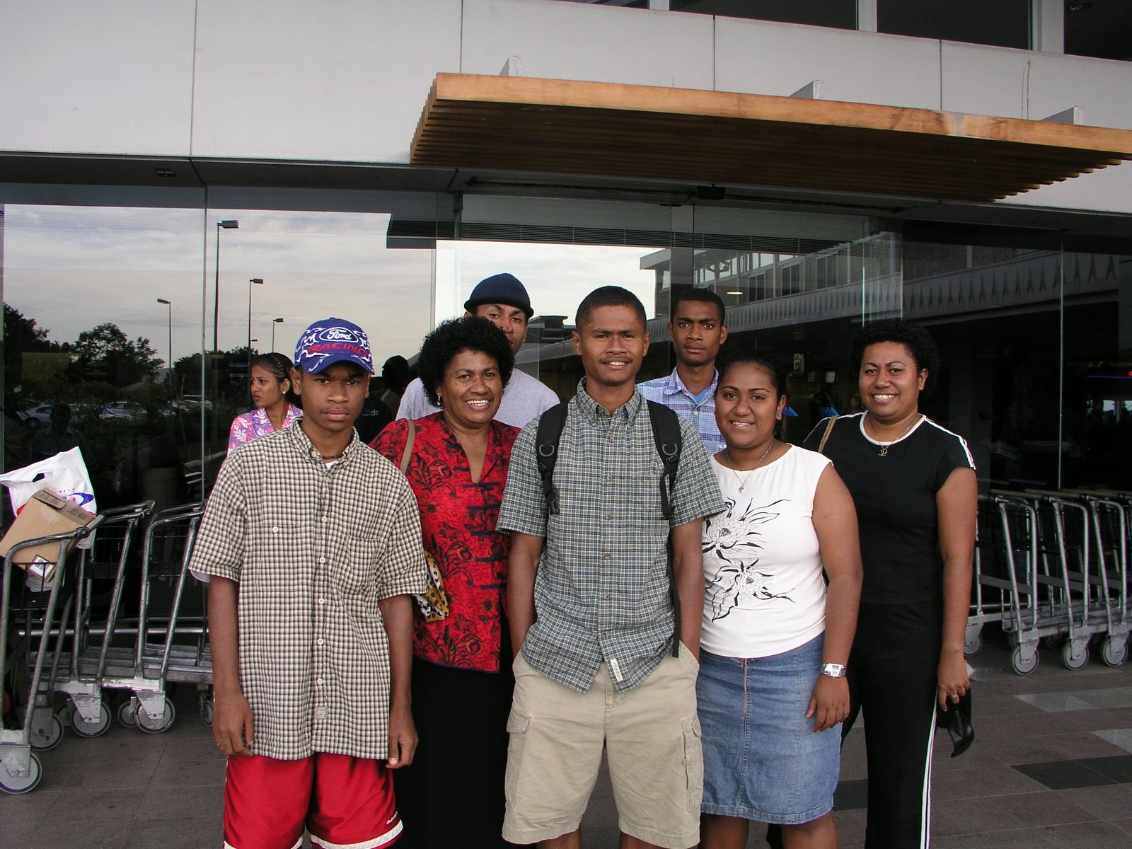 [Fiji+Family.JPG]