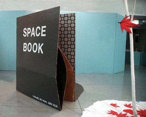 [space_book.jpg]