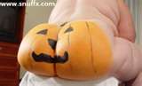 [pumpkin+butt.jpg]