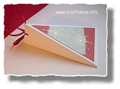 [Christmas_Craft_-_Folded_Triangle_Gift_Box_-_Paper_Craft.jpg]