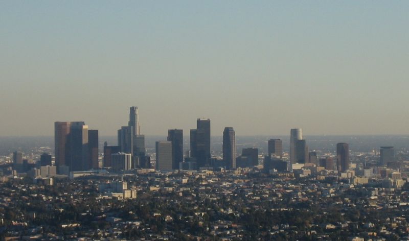 [800px-Downtown_Los_Angeles_skyline.jpg]