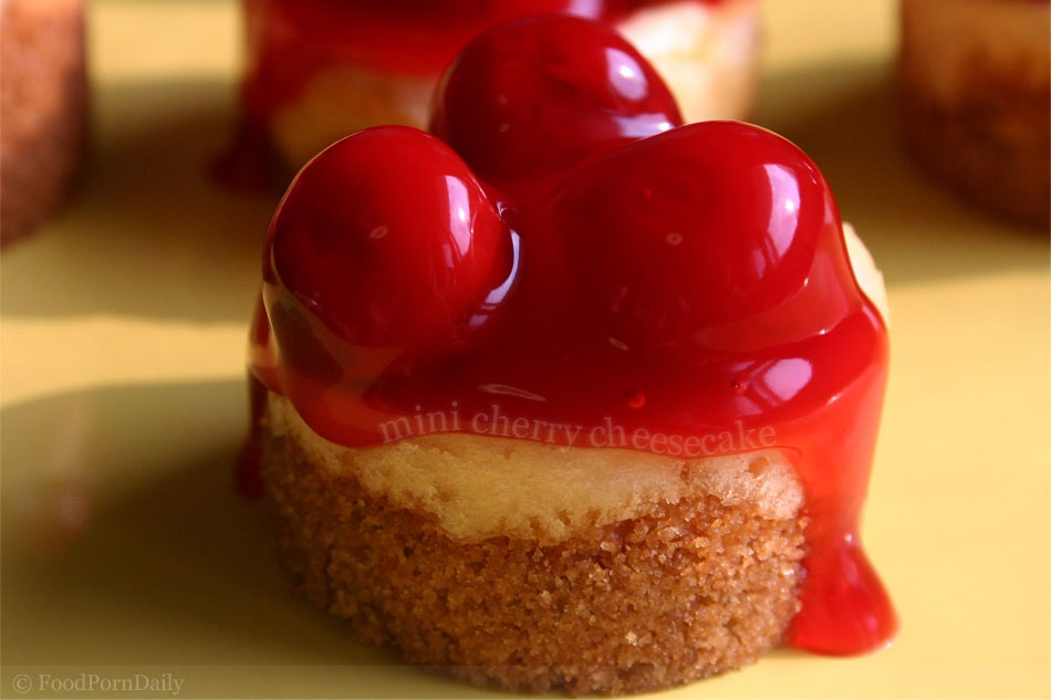 [mini-cherry-cheesecake.jpg]