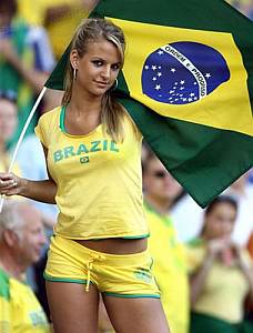 [brazilian-soccer-fan.jpg]