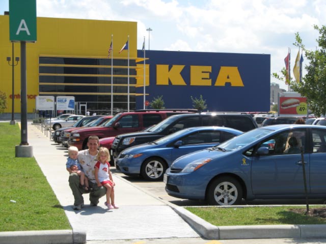 [2007-08-24-IKEA001.jpg]