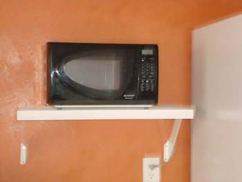 [microwave+shelf2.jpg]