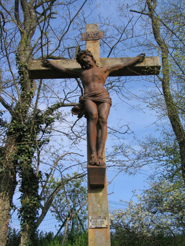 [crucifix.jpg]