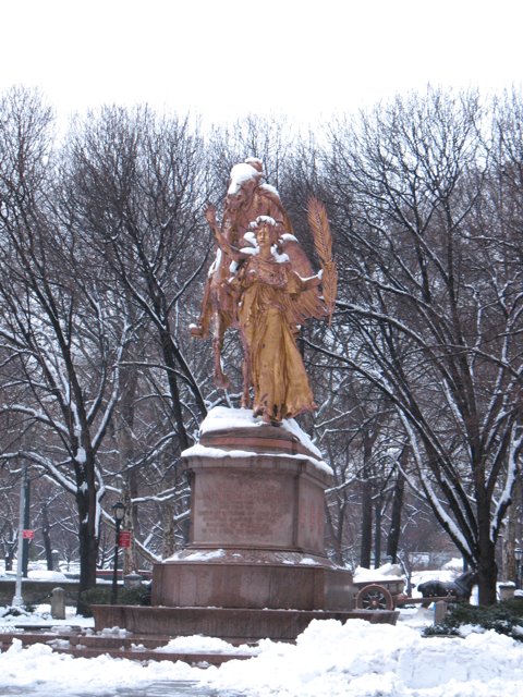 [snow+angel+central+park.jpg]