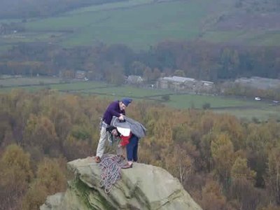 [extreme_ironing_competition_21-736693.jpg]