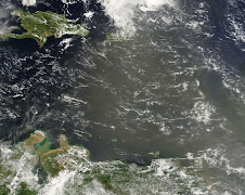 Polvo del  Sahara Arropa  a Puerto Rico