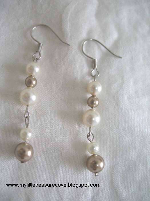 [Bronze+and+cream+pearls+earrings.jpg]