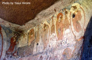 [bamiyan_cave-painting.jpg]