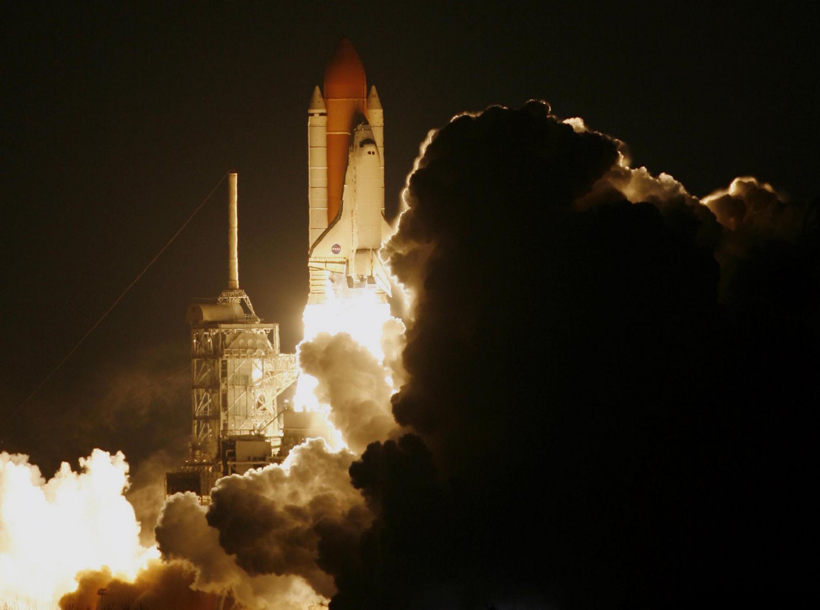[STS-116+Night+Launch.jpg]