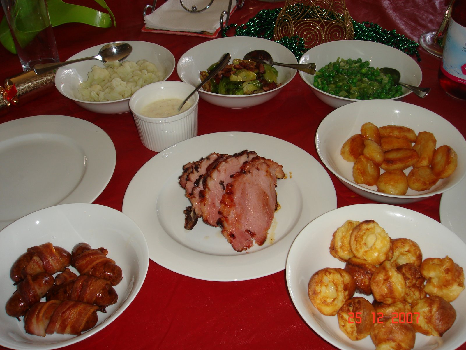 [Christmas+Lunch+2007+(3).JPG]