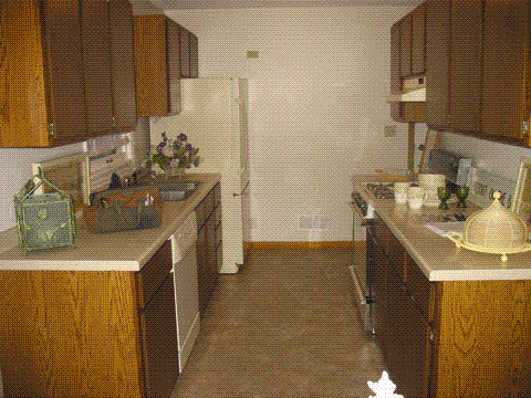 [kitchen_before.GIF]